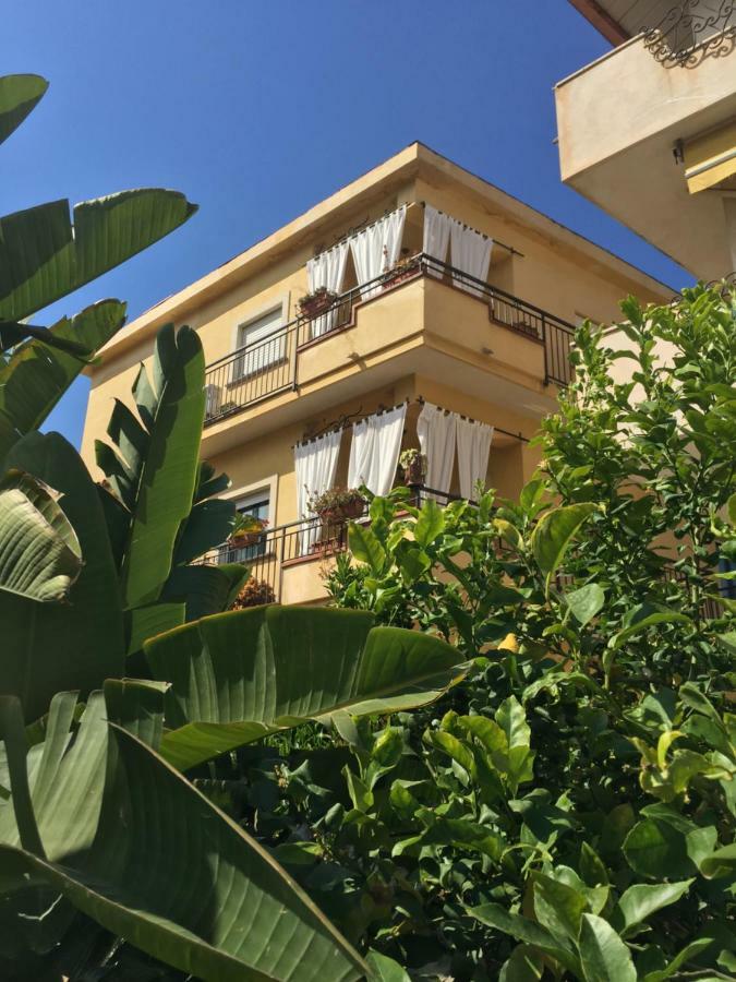 Case Borgo Vacanze Letojanni Εξωτερικό φωτογραφία
